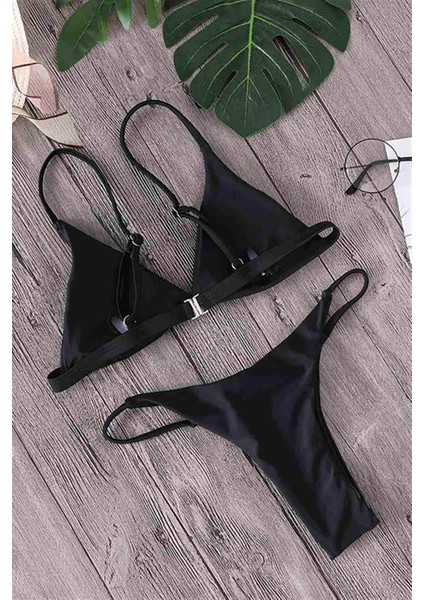 Üçgen Bikini Altı Siyah