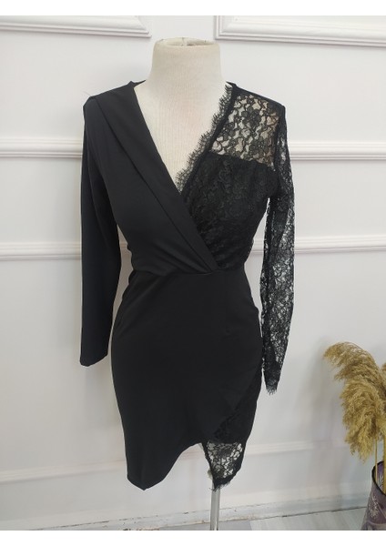 Kadın Siyah Uzun Kollu Tek Kolu Dantel Detay V Yakalı Yırtmaçlı Dalgıç Elbise fırsatları