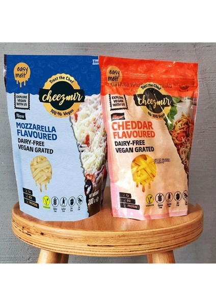 Mozarella Aromalı Vegan Rende 200 gr + Cheddar Aromalı Vegan Rende 200 gr