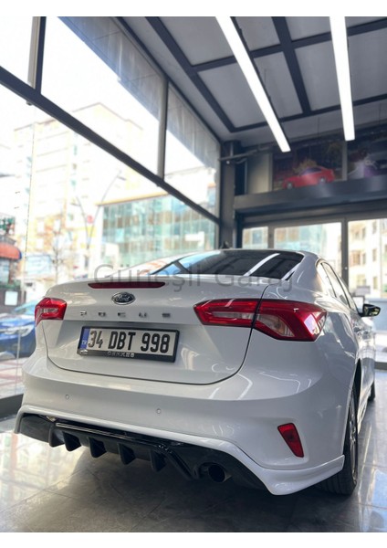 Ford Focus 4 Sedan Body Kit Seti Plastik modelleri