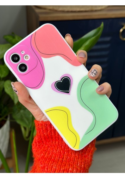 Iphone 11 Uyumlu (12 Görünümlü Köşeli ) Içi Kadife Secret Garden Renkli Kılıf