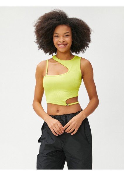 Crop Atlet Pencere Detaylı Fitilli Metal Aksesuarlı modelleri