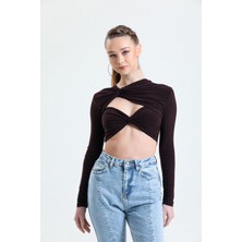 Sassy Kahverengi Dekolteli Crop Bluz