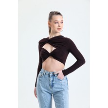 Sassy Kahverengi Dekolteli Crop Bluz