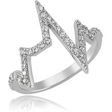 Stil Love Gümüş Kalp Ritmi Bayan Yüzük