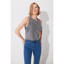 Gri Soluk Efektli Baskılı Kolsuz T-Shirt SS23TE4719TE