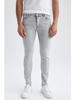 DeFacto Super Skinny Ekstra Dar Kalıp Normal Bel Ekstra Dar Paça Jean Pantolon Y9993AZ22AU