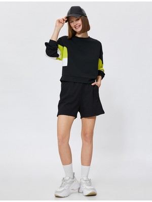 Koton Çizgi Detaylı Sweatshirt Relax Fit