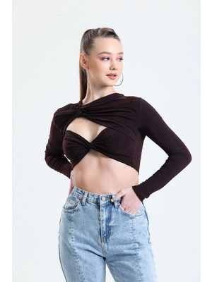 Sassy Kahverengi Dekolteli Crop Bluz