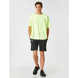 Şort Beli Bağlamalı Cepli Baskı Detaylı