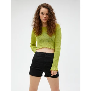 Kot Şort Arka Cep Detaylı Düğmeli