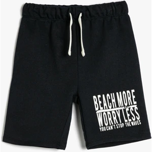 Şort Beli Bağlamalı Baskı Detaylı