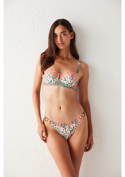 Çok Renkli Çiçek Desenli Bianca Side Aksesuar Detaylı Bikini Altı