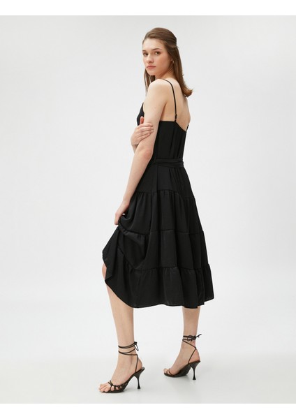 Katlı Midi Boy Elbise Askılı Kuşaklı fiyatları