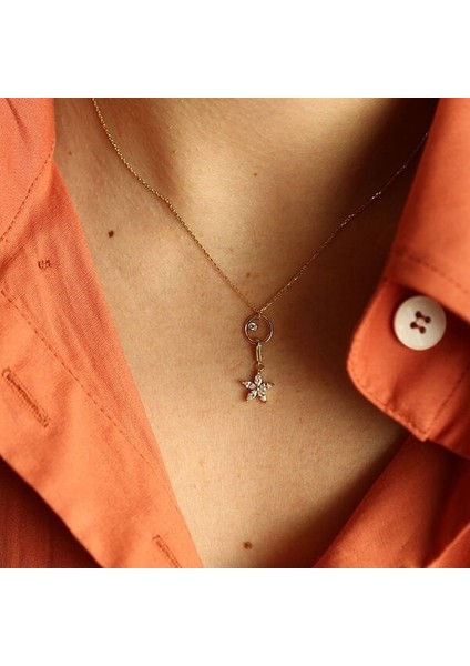 Cercle Flower Altın Kolye fiyatları