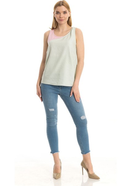 Pembe Garnili U Yaka Kolsuz Bluz