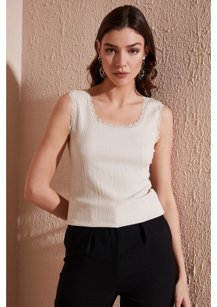 Slim Fit Kalın Askılı Dantelli Kare Yaka Bürümcük Atlet Bayan Atlet 5864979