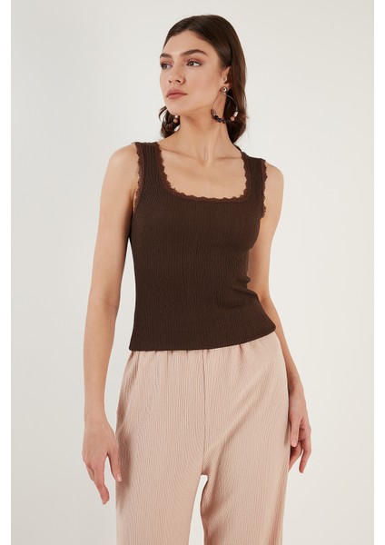 Slim Fit Kalın Askılı Dantelli Kare Yaka Bürümcük Atlet Bayan Atlet 5864979 fırsatları