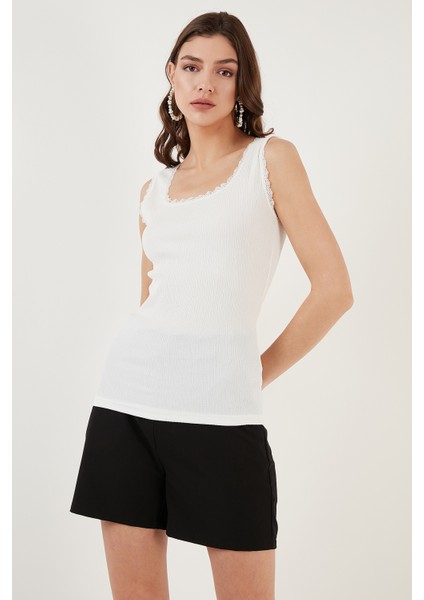 Slim Fit Kalın Askılı Dantelli Kare Yaka Bürümcük Atlet Bayan Atlet 5864979 modelleri