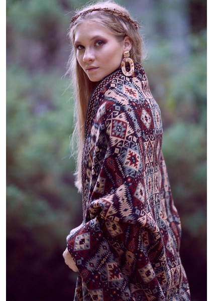 Kadın Gümüş Etnik Desenli Kilim Şal modelleri