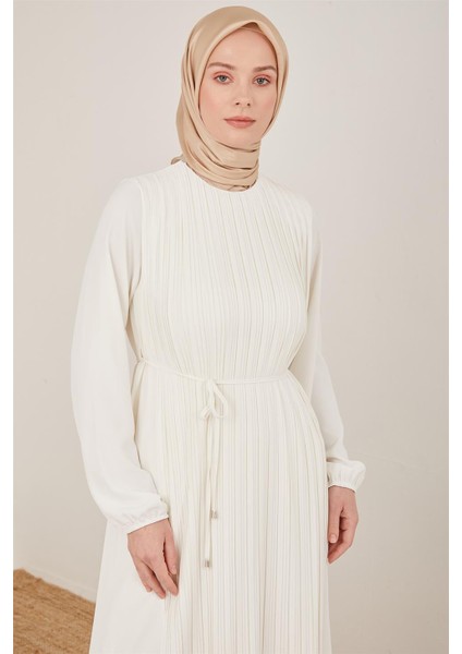 Önü Piliseli Elbise 22Y9435 Ekru