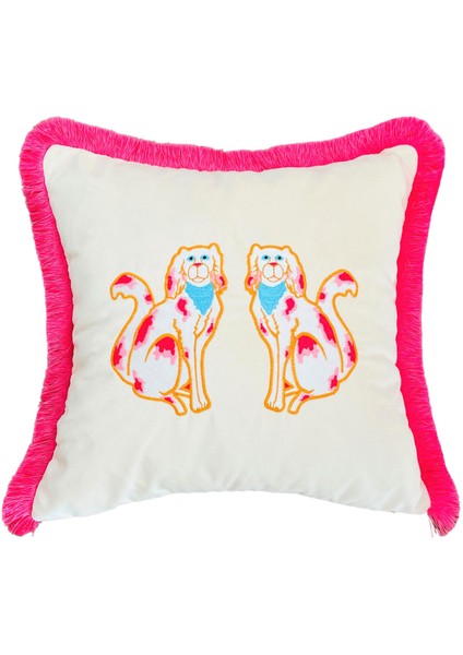 Pembe Köpek Desenli Bej Kadife Kırlent Kılıfı ( 45 cm x 45 cm )