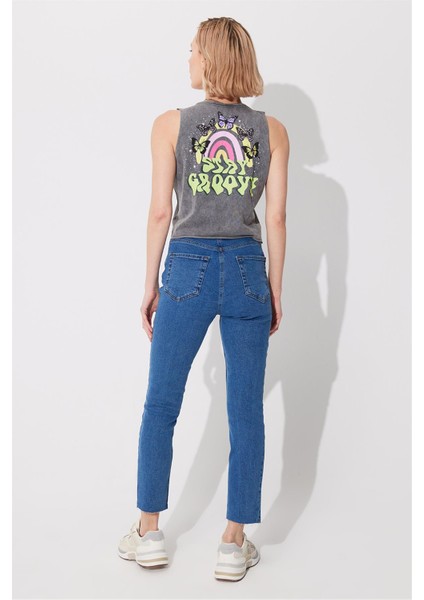 Gri Soluk Efektli Baskılı Kolsuz T-Shirt SS23TE4719TE