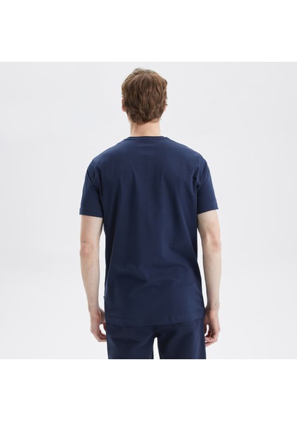 Nautıca Erkek Lacivert Standart Fıt Desenli Kısa Kollu T-Shırt V35527T.4NV fiyatları