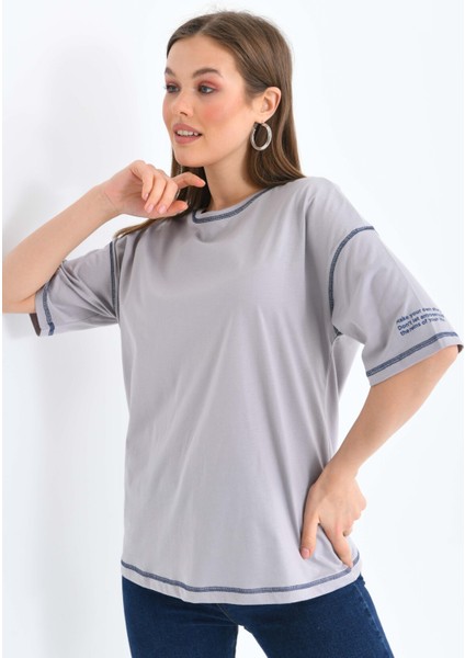 Kadın Füme Karyoka Dikişli Geniş Kalıp Tek Kolu Baskılı Örme T-Shirt fiyatları