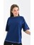 Kadın Lacivert Karyoka Dikişli Geniş Kalıp Tek Kolu Baskılı Örme T-Shirt 4
