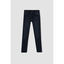 DeFacto Pedro Slim Fit Dar Kalıp Normal Bel Dar Paça Jean Pantolon R8791AZ23SP