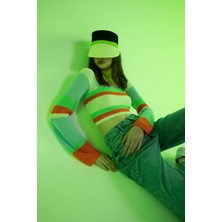 DeFacto Slim Fit Kare Yaka Renk Bloklu Kroşe Kazak X0100AZ22SP