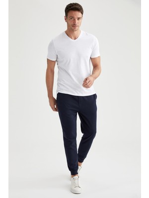 DeFacto Slim Fit V Yaka Basic Pamuklu Penye Tişört M7668AZ21SP