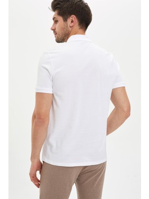 Defacto Regular Fit Polo Yaka Basic Kısa Kollu Beyaz Tişört M7676AZ20SP