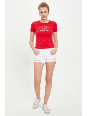 DeFacto Slim Fit Slogan Baskılı Kısa Kollu Tişört R3355AZ20SM