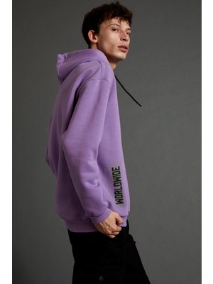 DeFacto Boxy Fit Kapüşonlu Desenli Uzun Kollu İçi Yumuşak Tüylü Sweatshirt V5920AZ21WN