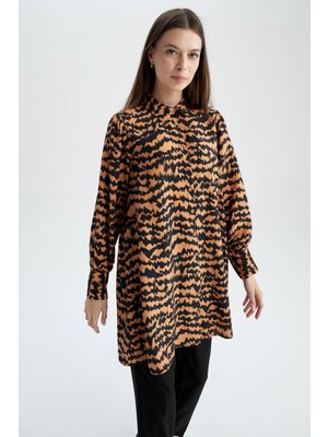 DeFacto Regular Fit Gömlek Yaka Zebra Desenli Uzun Kollu Viskon Tunik Y1903AZ22AU
