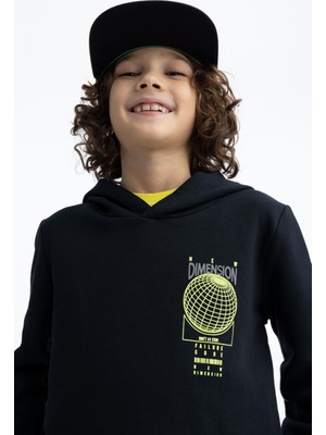 DeFacto Erkek Çocuk Regular Fit Kapüşonlu Sweatshirt V3304A623SP