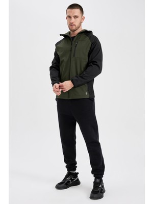 DeFactoFit Slim Fit Kapüşonlu Ceket Softshell Mont Z1876AZ23SP
