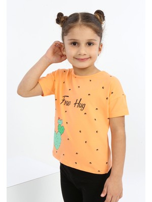 Toontoy Kız Çocuk Free Hug Kalpli Baskılı Tişört