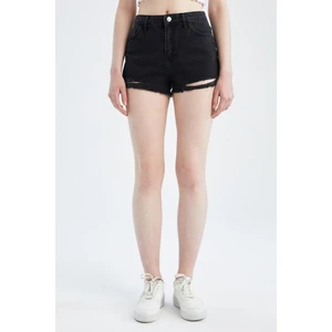 Yırtık Detaylı Mini Jean Şort X5283AZ22SM