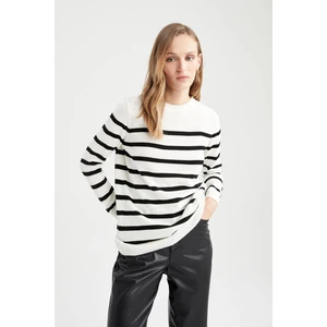 Relax Fit Çizgili Bisiklet Yaka Triko Tunik Kazak S7517AZ22WN