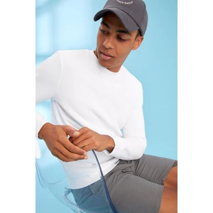 Regular Fit Bisiklet Yaka Basic Pamuklu Sweatshirt R6410AZ21AU