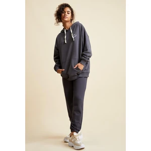 Organik Pamuklu Slogan Baskılı Relax Fit İçi Yumuşak Tüylü Jogger Eşofman Altı V2187AZ21AU