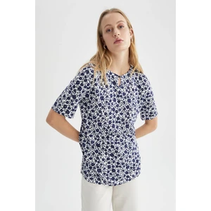 Traditional Regular Fit Bisiklet Yaka Çiçek Baskılı Kollu Tişört X7318AZ22SP