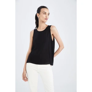 Regular Fit Yuvarlak Yaka Kolsuz Bluz X7101AZ22HS