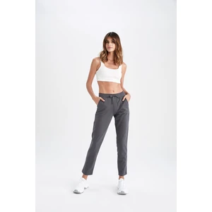 Büyük Beden Regular Fit Cepli Geri Dönüşümlü Beli Bağcıklı Eşofman Alt L5488AZ22AU