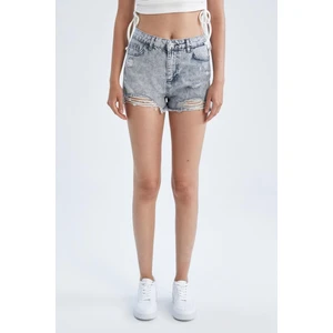 Yırtık Detaylı Mini Jean %100 Pamuk Şort Y8087AZ22HS