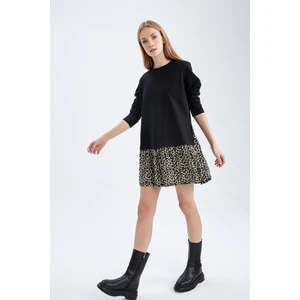 Desenli Volanlı Etek Detaylı Sweat Elbise V6609AZ22AU