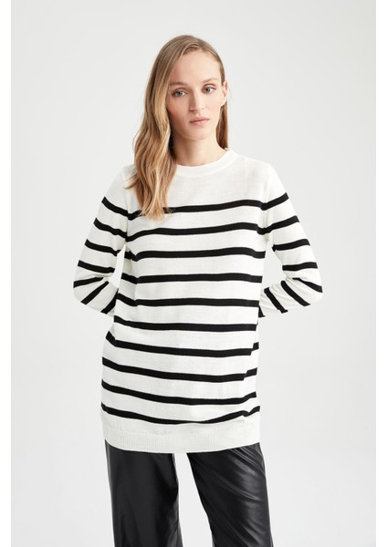 Relax Fit Çizgili Bisiklet Yaka Triko Tunik Kazak S7517AZ22WN